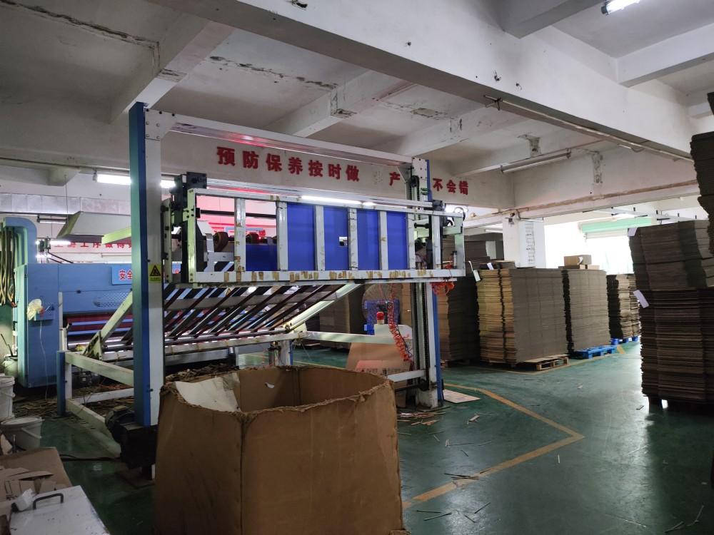 晨杰纸品源头工厂车间